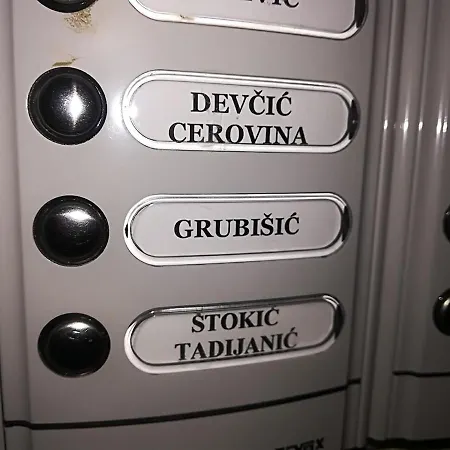 Lägenhet Bajo Rijeka